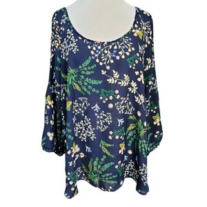 Le Lis Cold Shoulder Top Size 3X